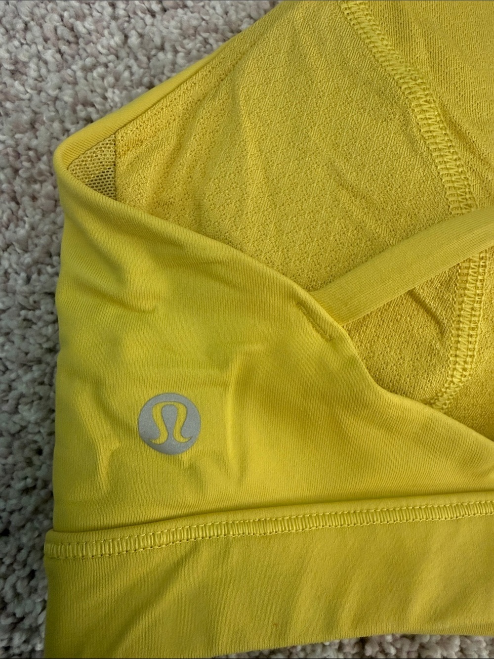 Lululemon Peloton Women’s Strappy Sports Bra in Mustard - Picture 2 of 4